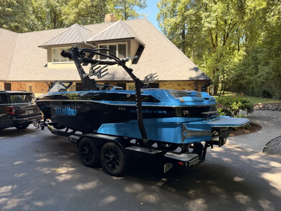 2021-malibu-wakesetter-23-lsv-143699-image9.webp