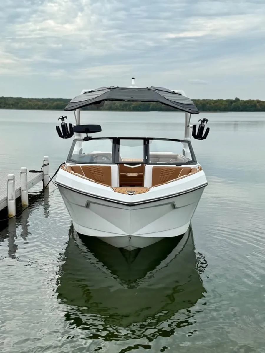 2025-nautique-s23-143700-image1.webp