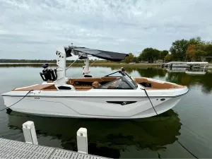 2025-nautique-s23-143700-image2.webp