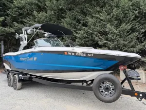 2019-mastercraft-xt25-131844-image0.webp