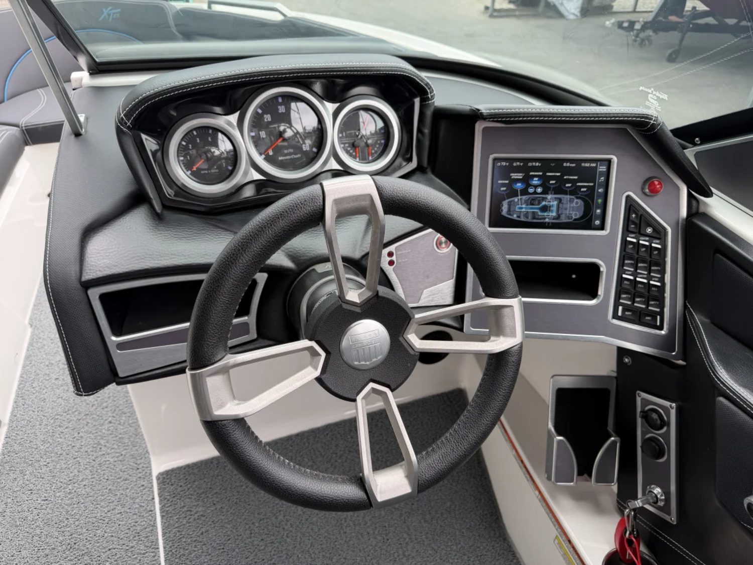 2019 MasterCraft XT25 