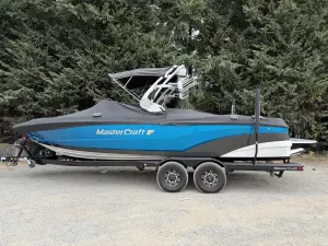 2019-mastercraft-xt25-131844-image18.webp