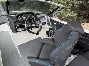 2019-mastercraft-xt25-131844-image9.webp