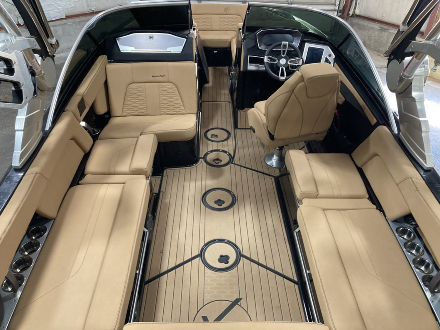 2020 MasterCraft X24