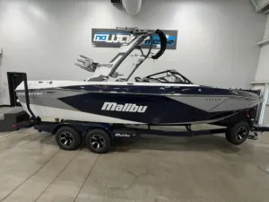 2027-malibu-wakesetter-23-lsv-143735-image1