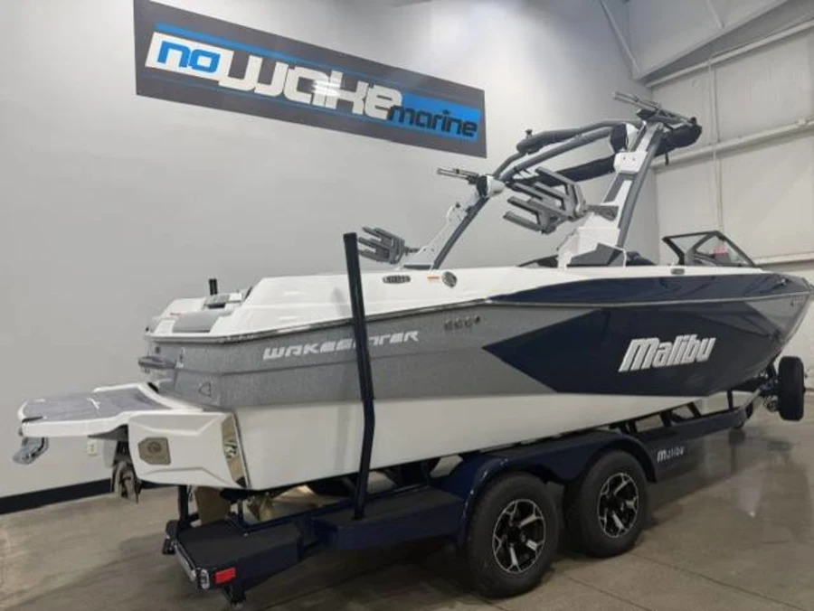 2027-malibu-wakesetter-23-lsv-143735-image2