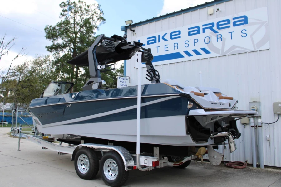 2027-nautique-s23-143745-image25