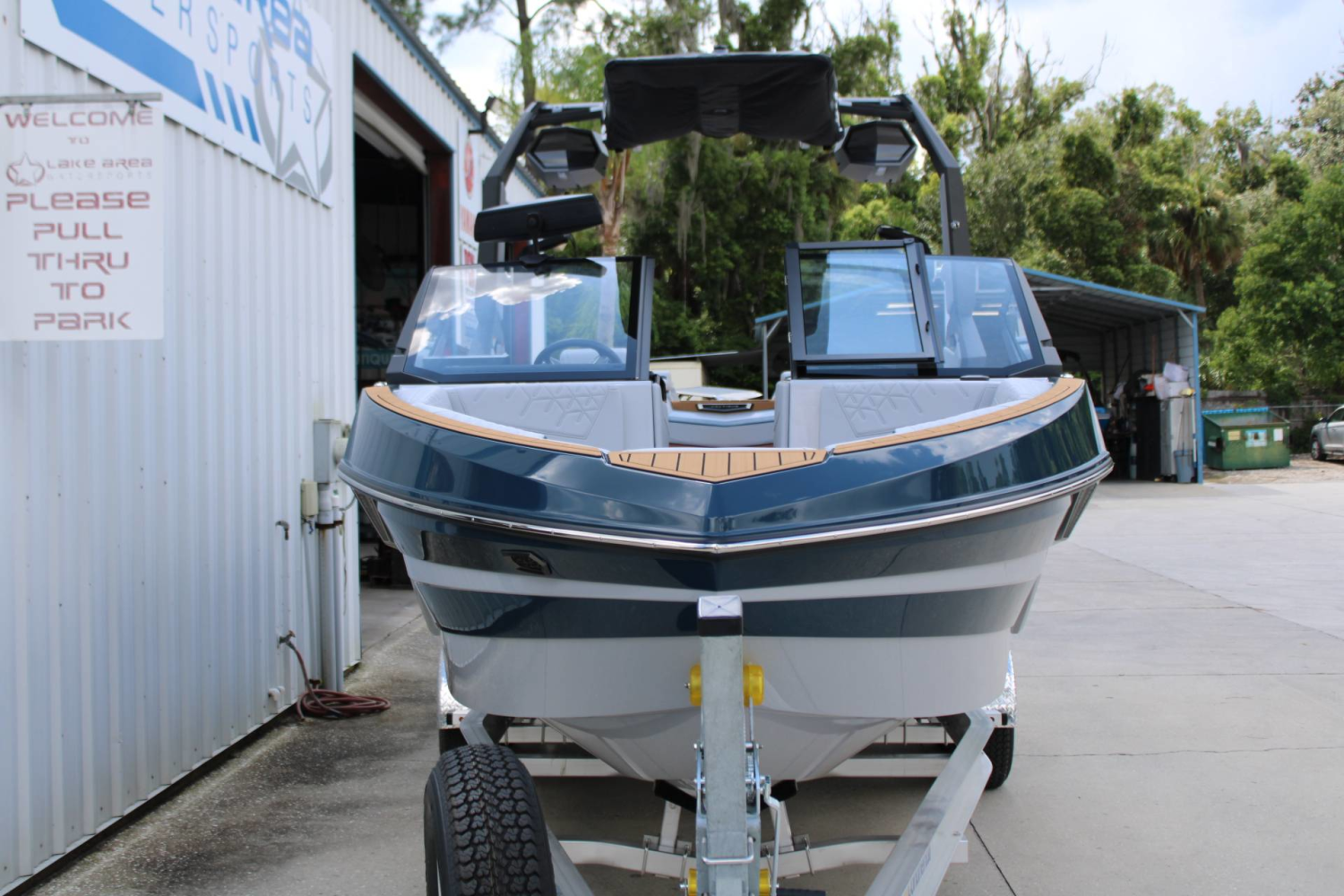 2027 Nautique S23