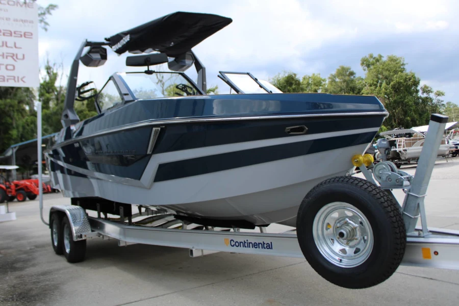 2027-nautique-s23-143745-image4