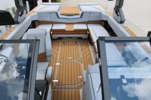 2027-nautique-s23-143745-image7