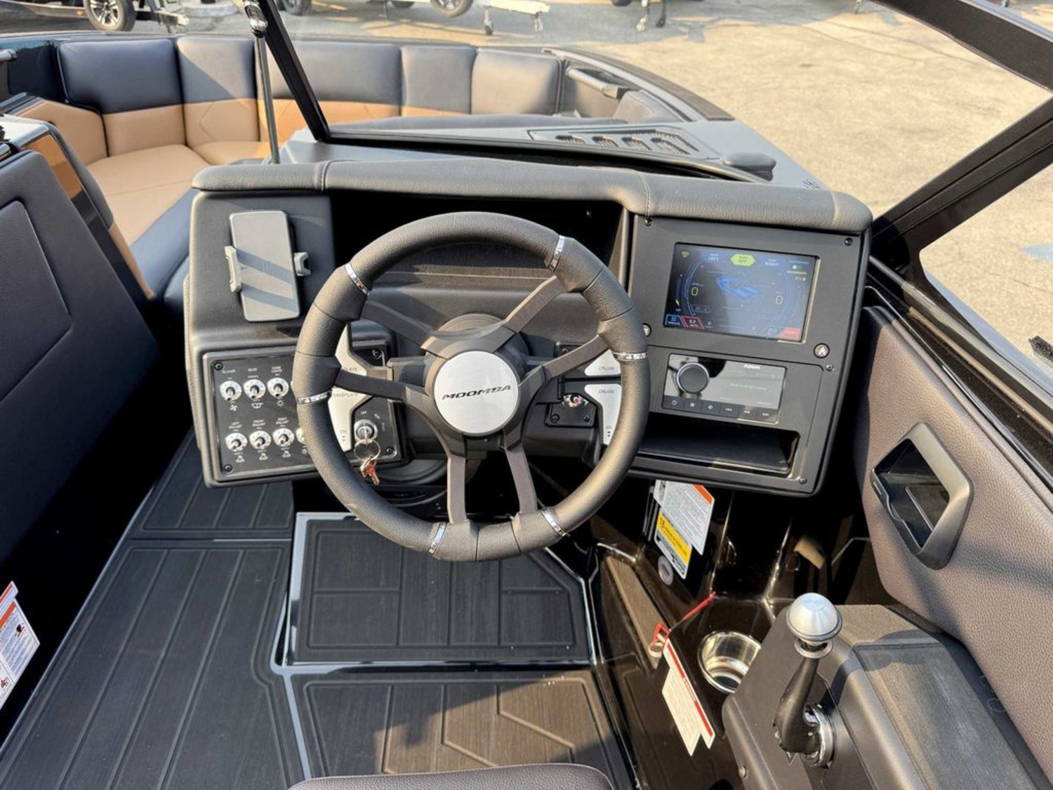 2027 MOOMBA Tykon