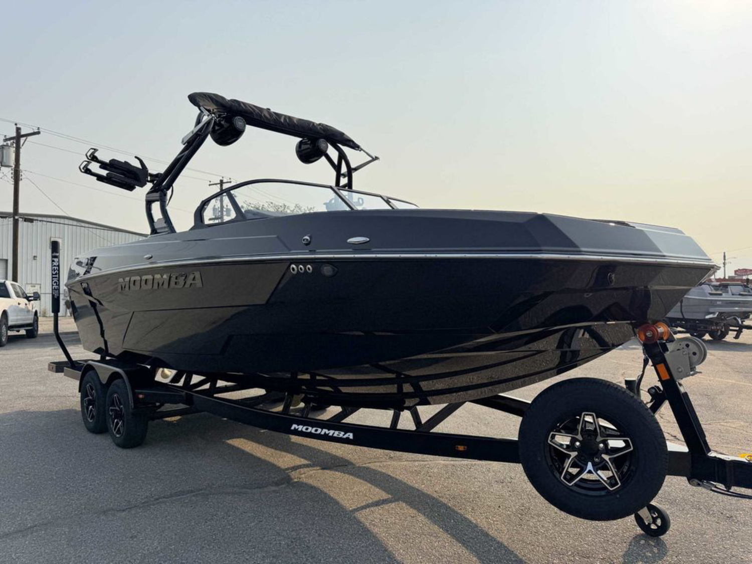 2027 MOOMBA Tykon