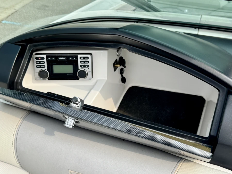 2011-mastercraft-x15-143752-image16