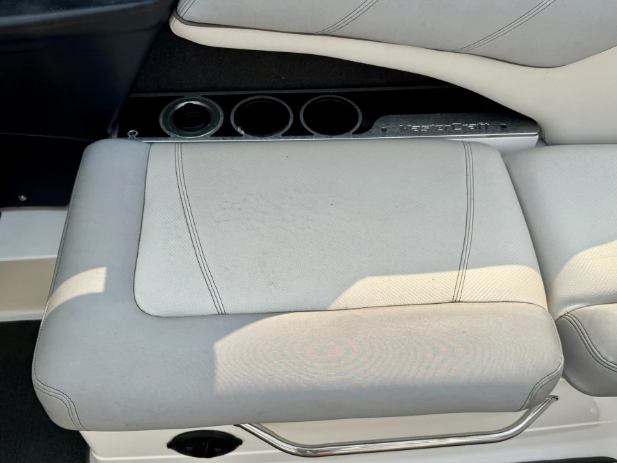 2011-mastercraft-x15-143752-image22