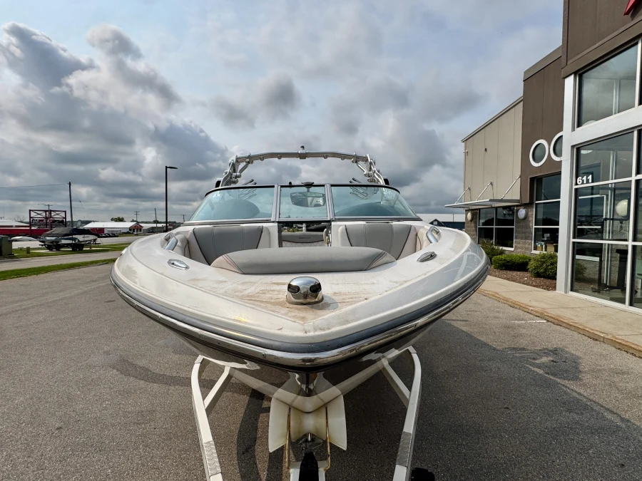 2011-mastercraft-x15-143752-image9