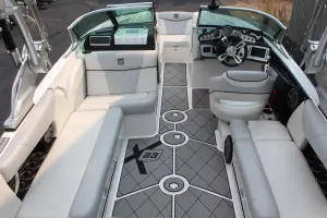 2015-mastercraft-x23-143754-image10