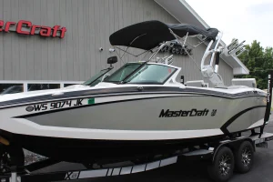 2015-mastercraft-x23-143754-image3