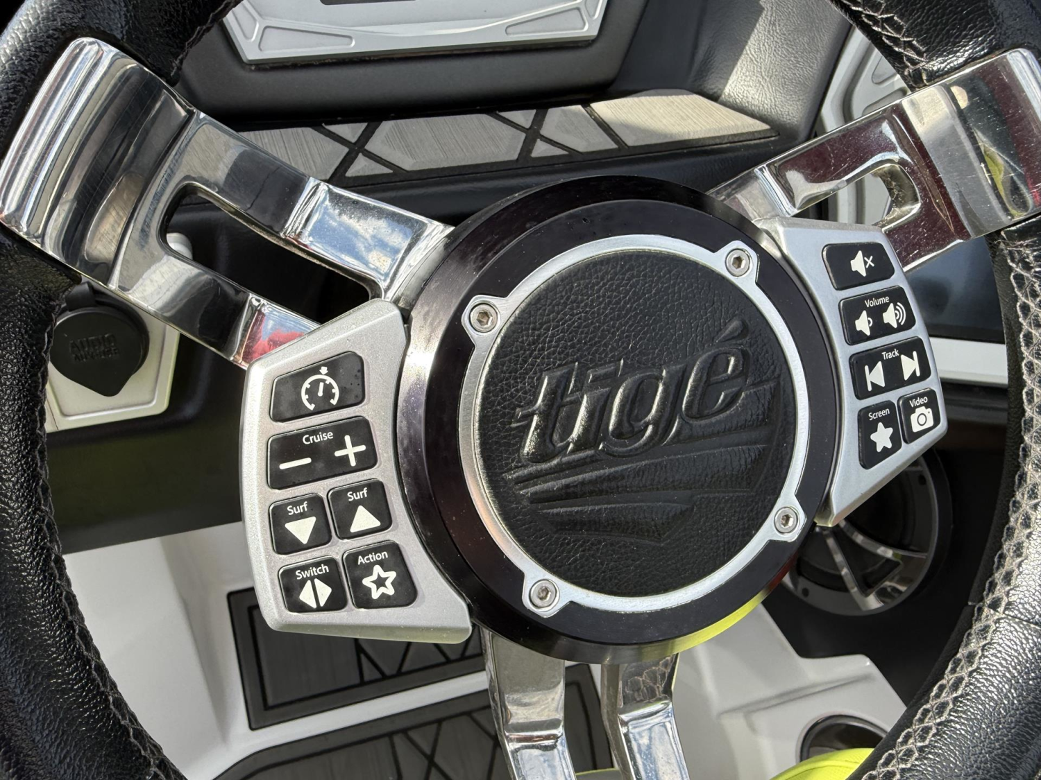 2019 TIGE ZX5