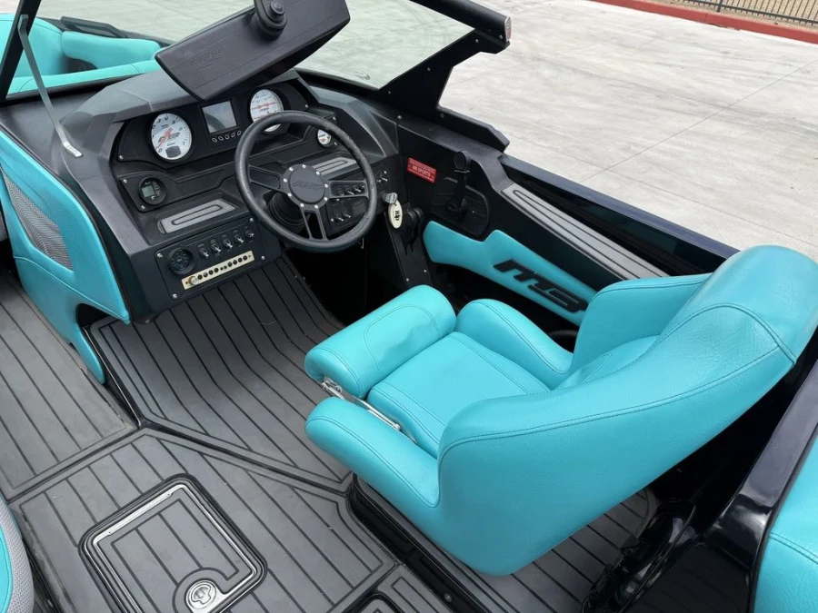 2019-mb-sports-f22-tomcat-143764-image11