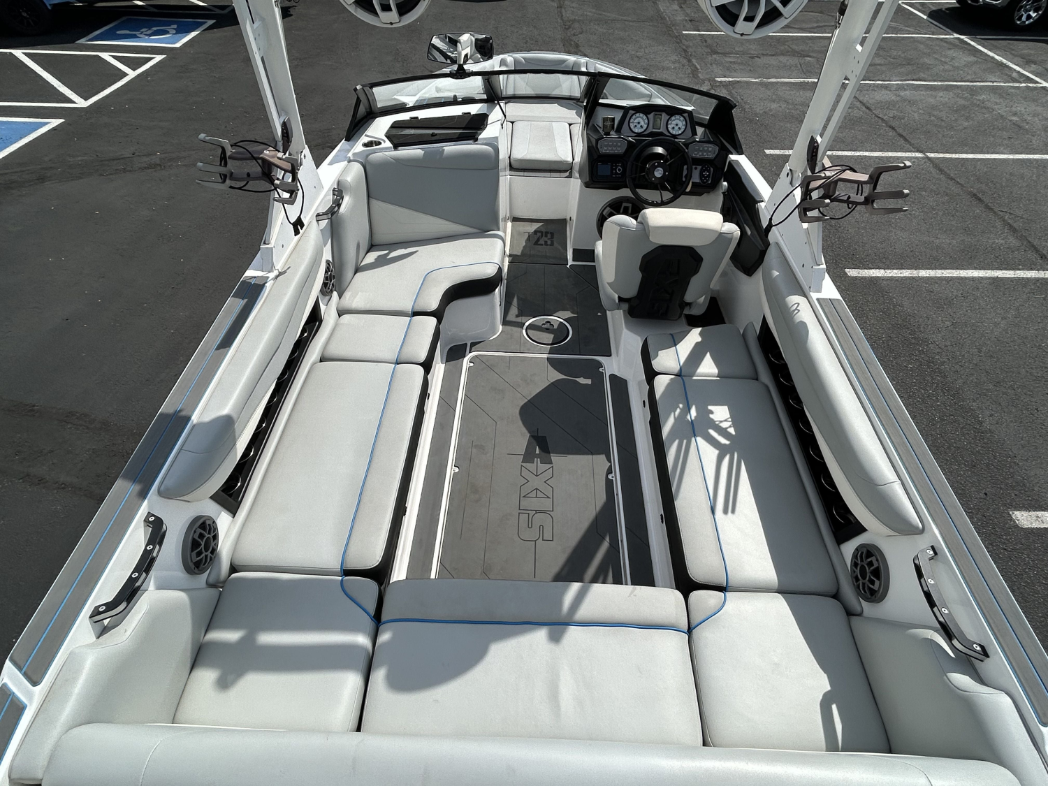 2021 Axis Wake Research T23