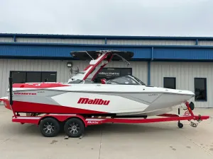 2026-malibu-wakesetter-23-lsv-143789-image0.webp