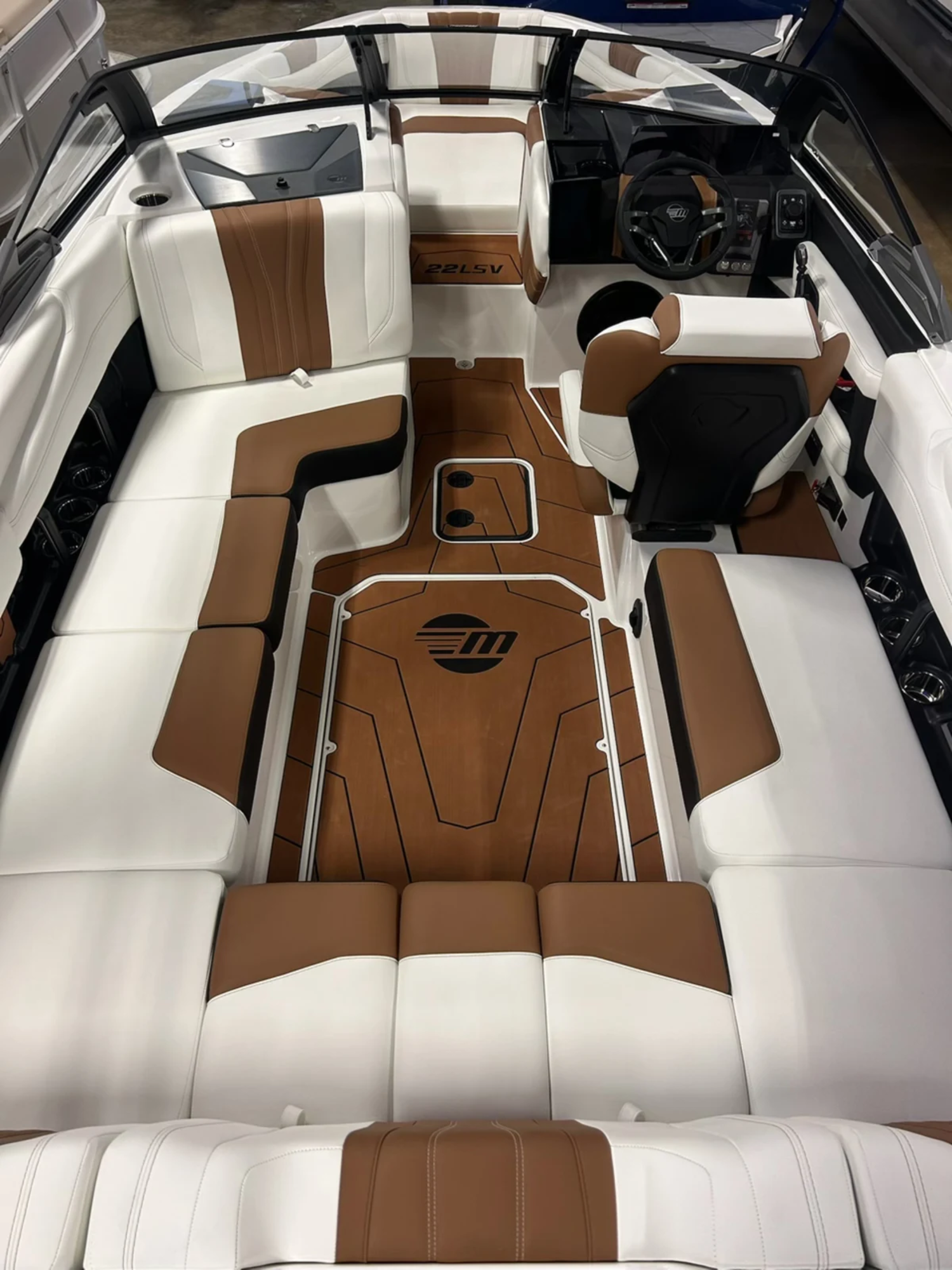 2026 MALIBU 22 LSV