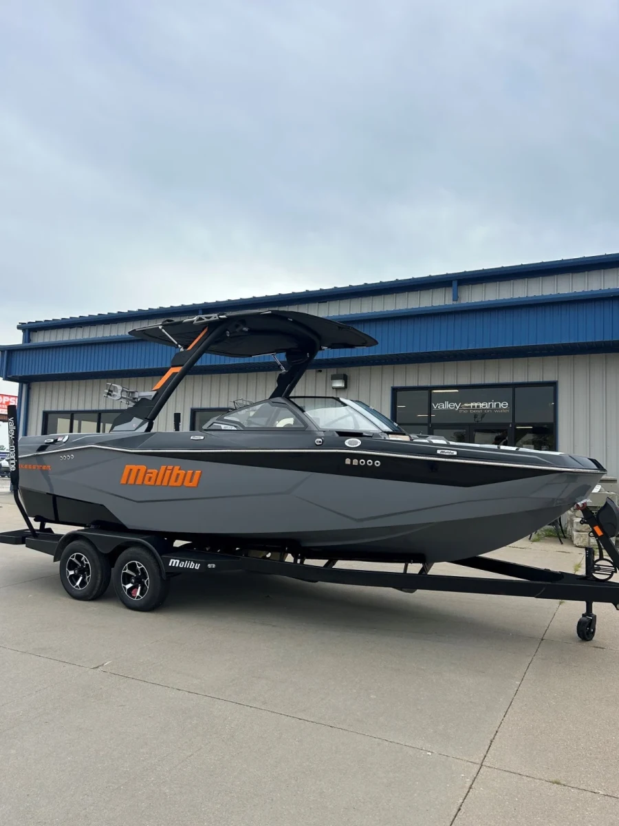 2026-malibu-wakesetter-22-lsv-143792-image1.webp
