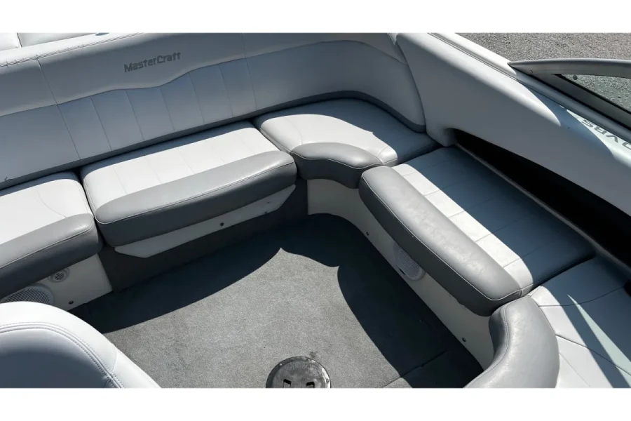 2003-mastercraft-maristar-210-143796-image13.webp