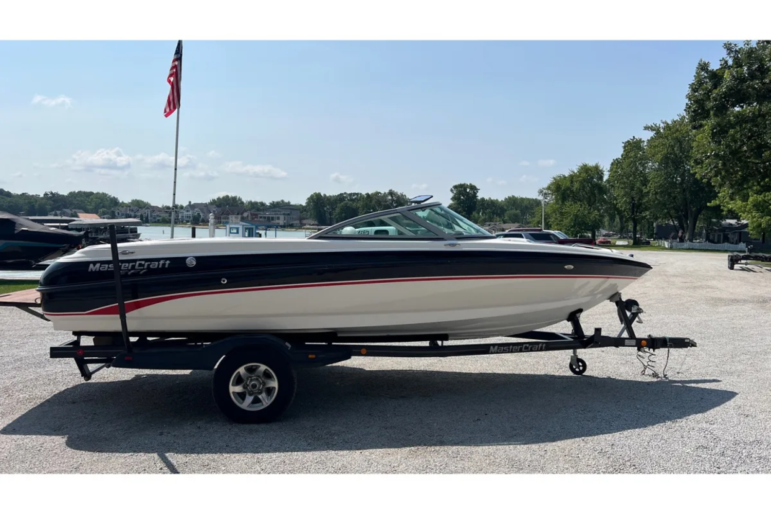 Master Craft MariStar 210
