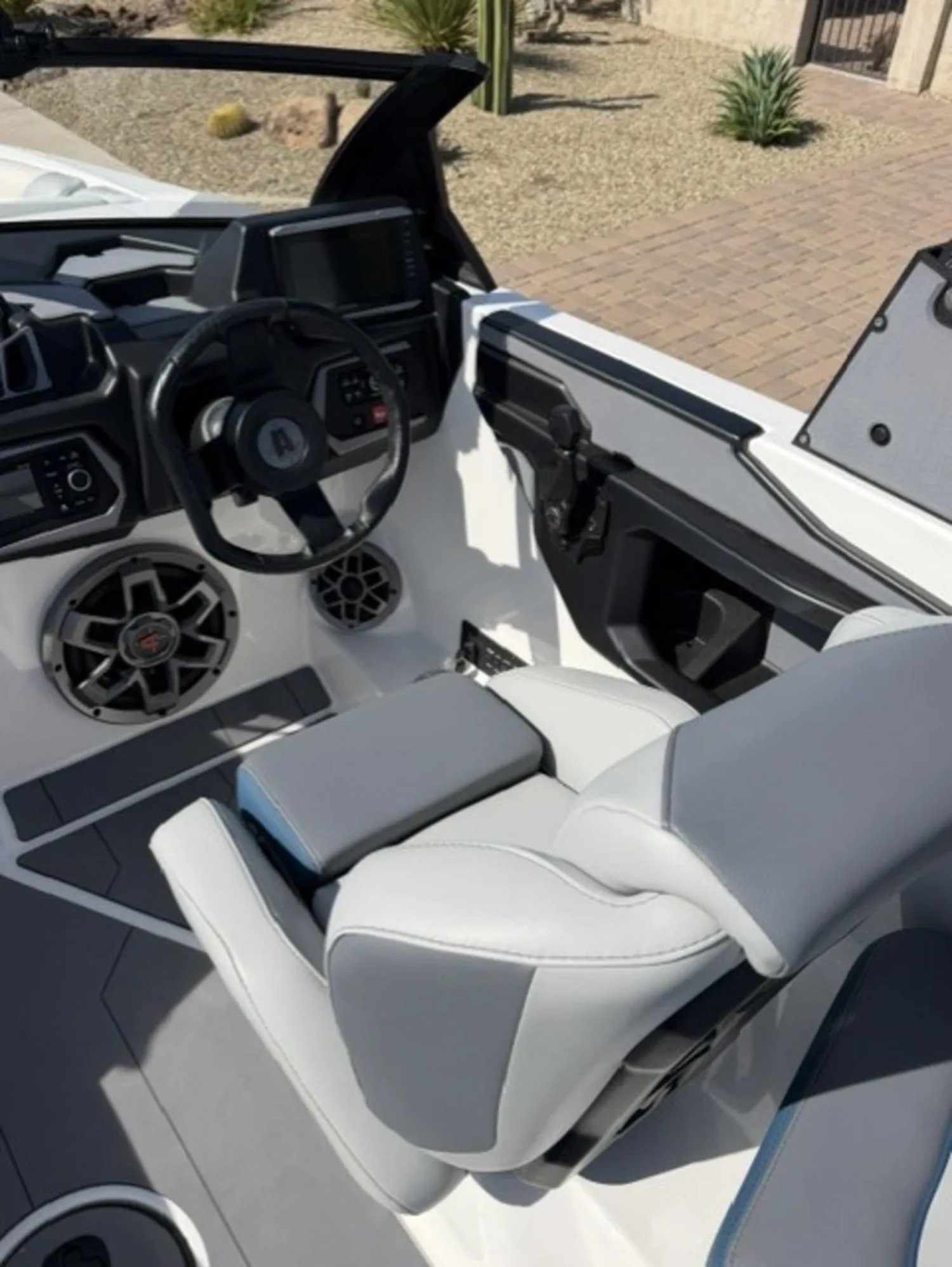 2023 Axis A24-69 hours-M6Di-Trailer & Spare Prop-Transferable Warranty