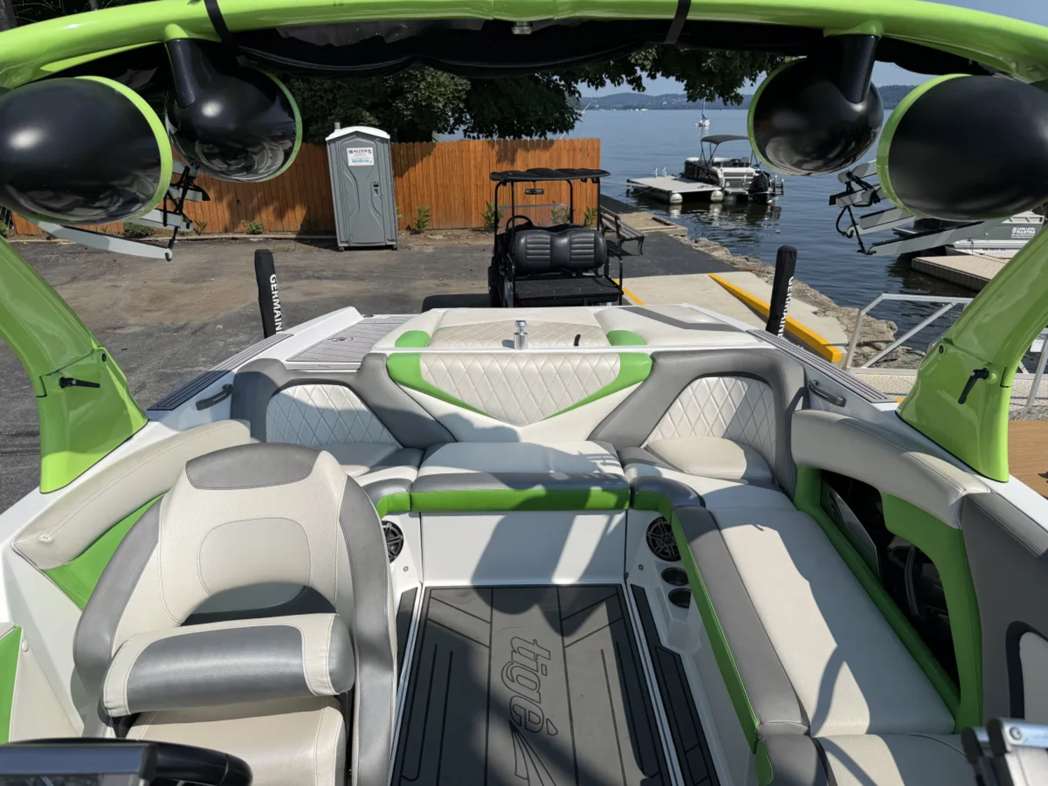 2016 Tige Boats RZ2