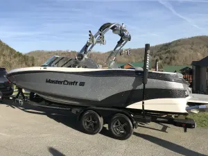 2021-mastercraft-xt22-143812-image0.webp