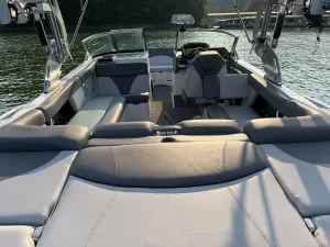 2021-mastercraft-xt22-143812-image16.webp
