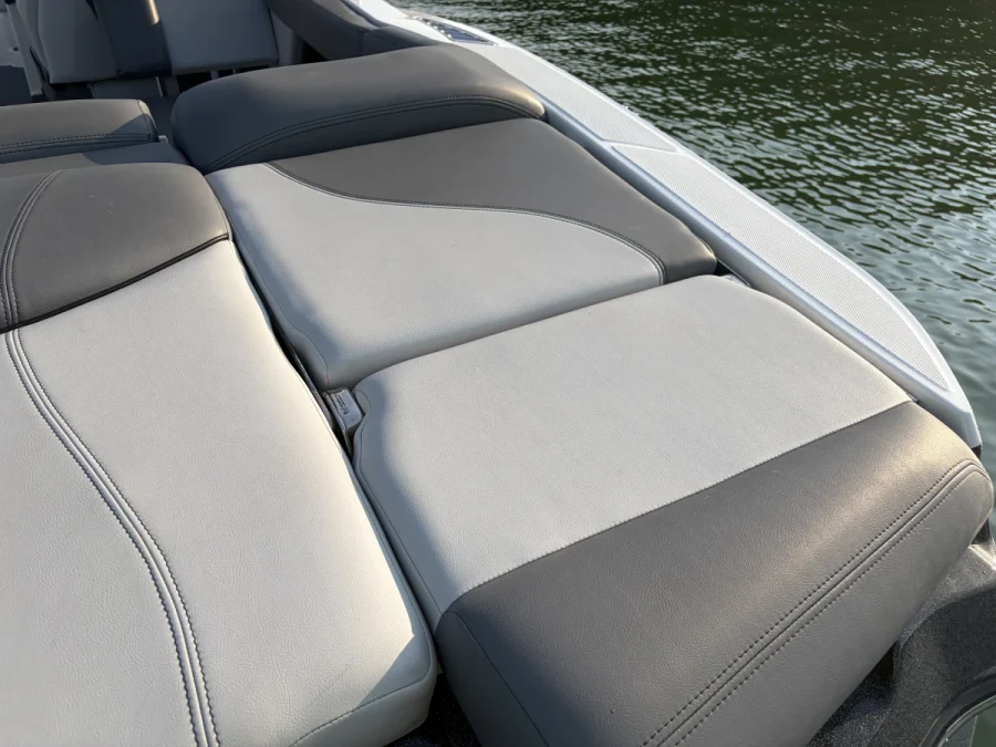 2021-mastercraft-xt22-143812-image18.webp