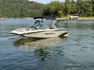 2021-mastercraft-xt22-143812-image2.webp