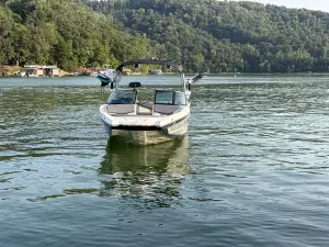 2021-mastercraft-xt22-143812-image4.webp