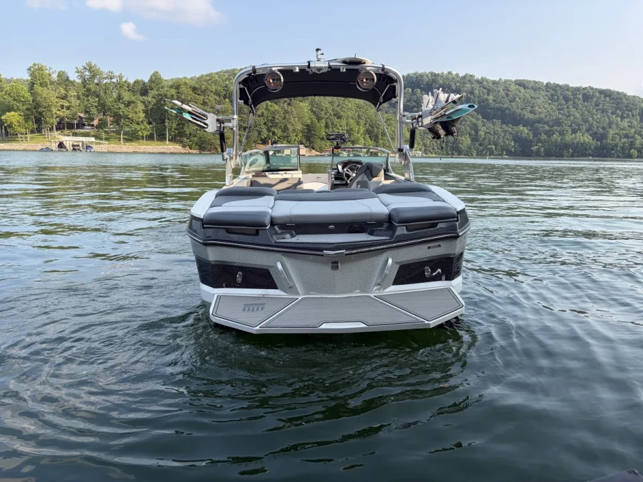 2021-mastercraft-xt22-143812-image5.webp