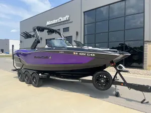 2023-mastercraft-x24-143815-image1.webp