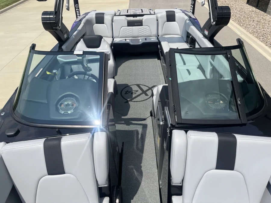 2023-mastercraft-x24-143815-image12.webp