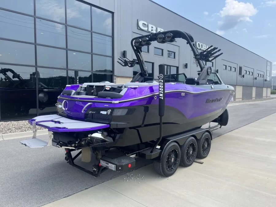 2023-mastercraft-x24-143815-image3.webp