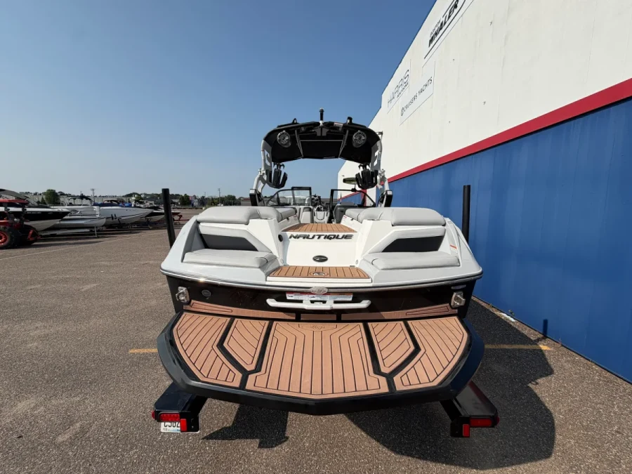2020-nautique-g25-143818-image2.webp