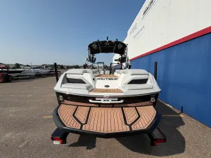 2020-nautique-g25-143818-image2.webp