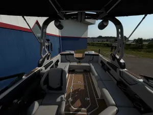 2020-nautique-g25-143818-image7.webp