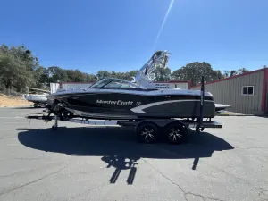 2015-mastercraft-x10-143823-image0.webp
