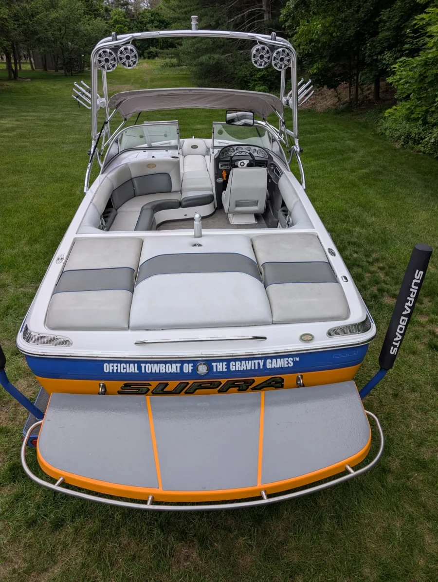 2004-supra-launch-22ssv-143824-image4.webp