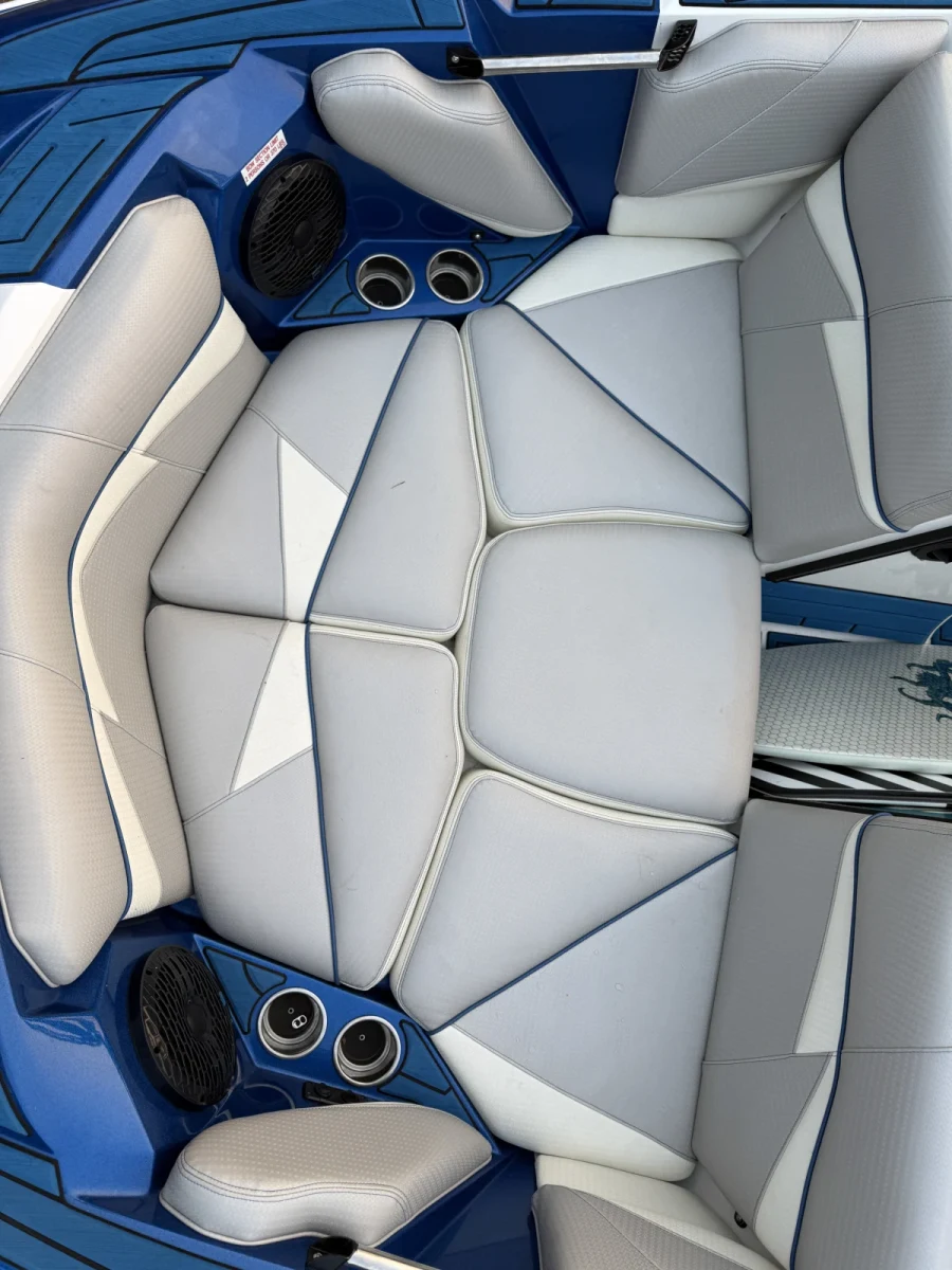 2022-centurion-fi21-143829-image7.webp