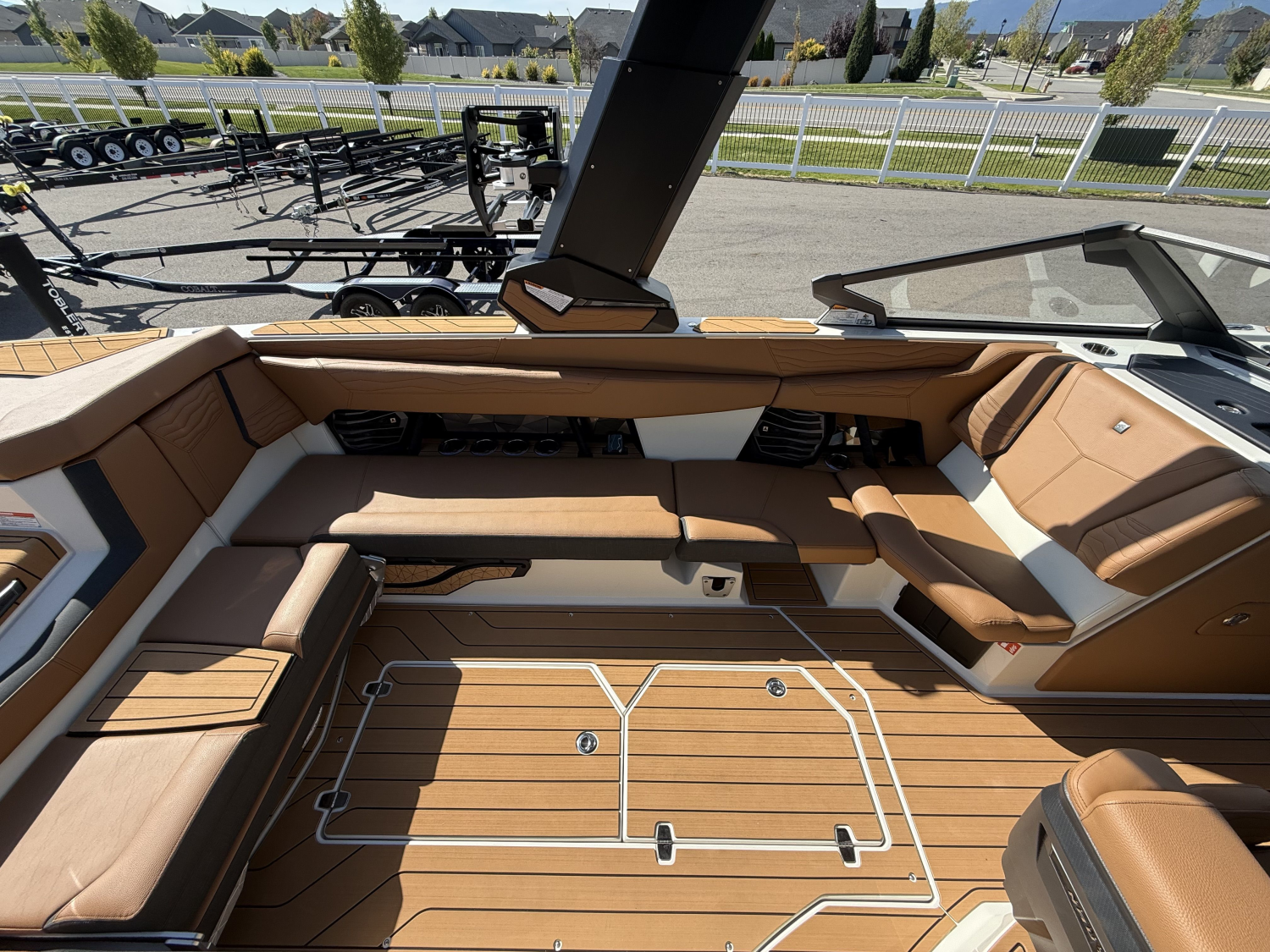2027 Nautique G25