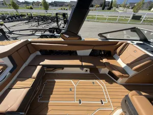 2027-nautique-g25-144575-image5
