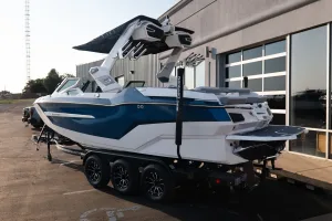 2027-mastercraft-x23-143844-image1.webp