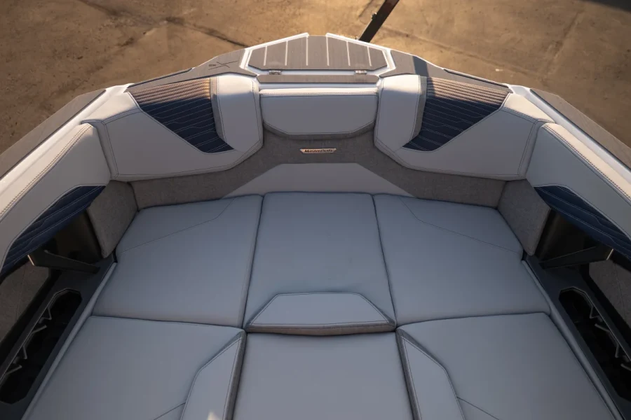 2027-mastercraft-x23-143844-image13.webp